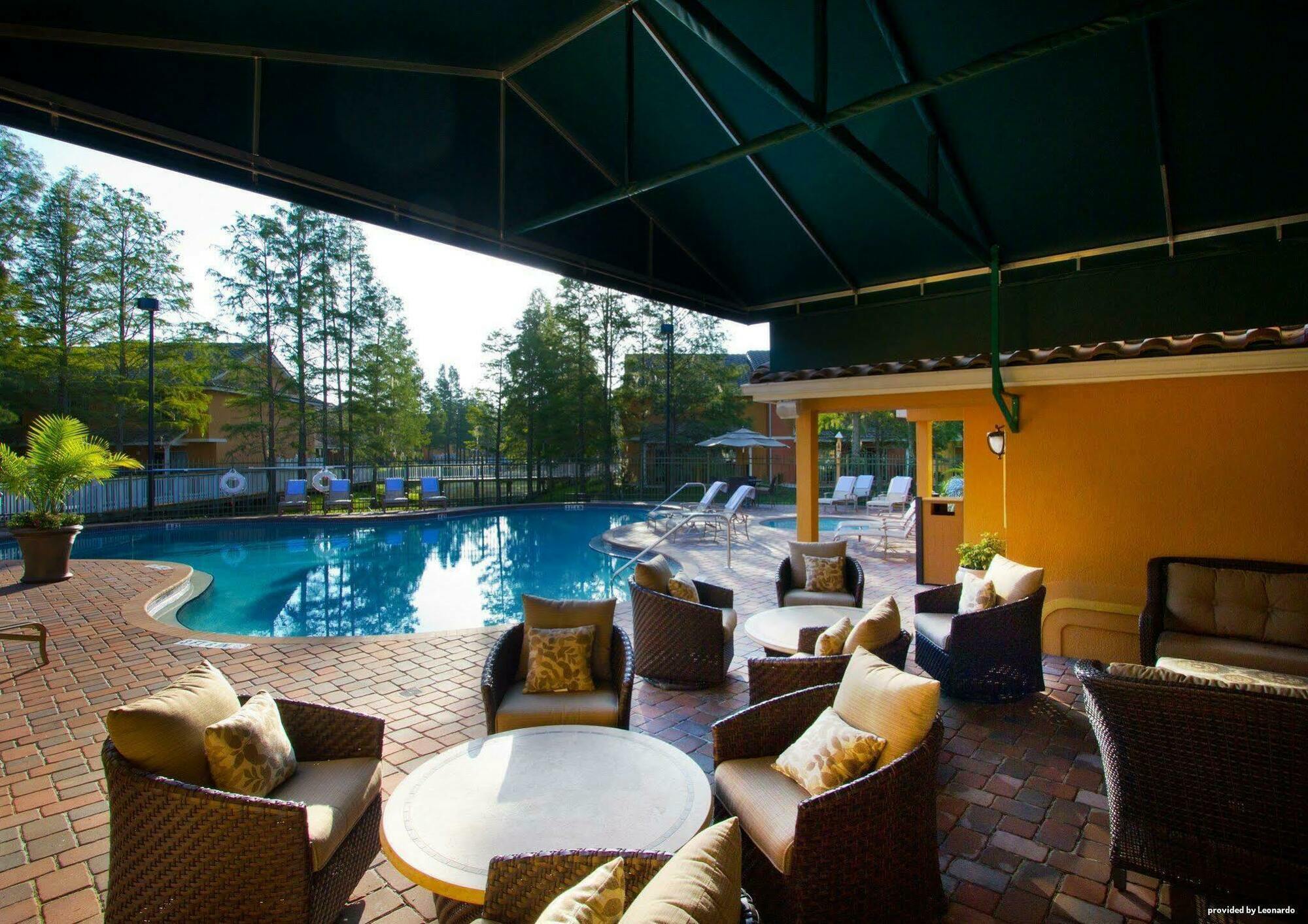 Saratoga Resort Villas- Near Disney 키시미 레스토랑 사진
