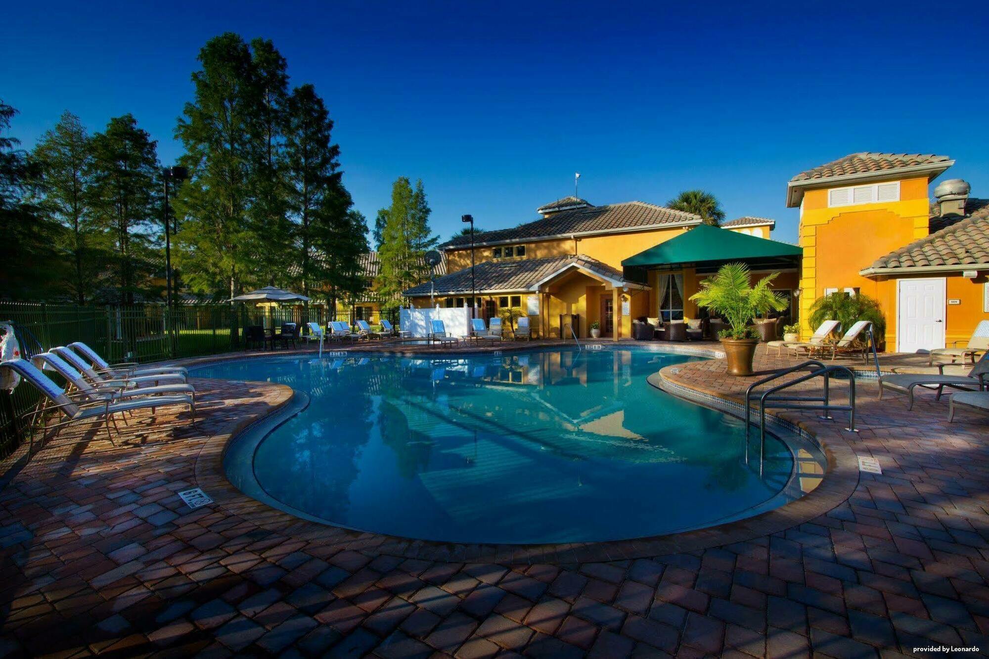 Saratoga Resort Villas- Near Disney 키시미 시설 사진